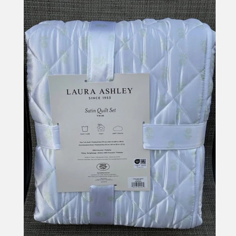 Laura Ashley Daisy Mae White Green Satin Polyester TWIN Quilt Set 2pc